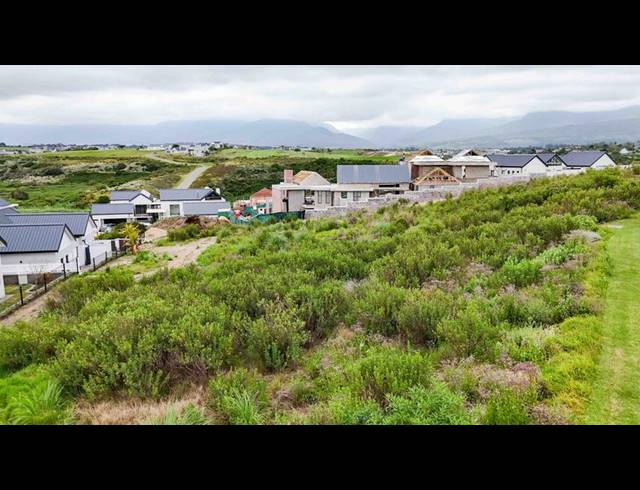 LAND FOR SALE IN KINGSWOOD GOLF ESTATE